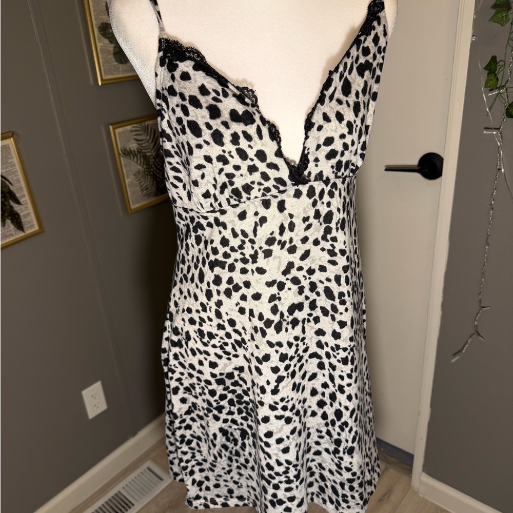 Nicole Miller Black and White Spotted Dress‎